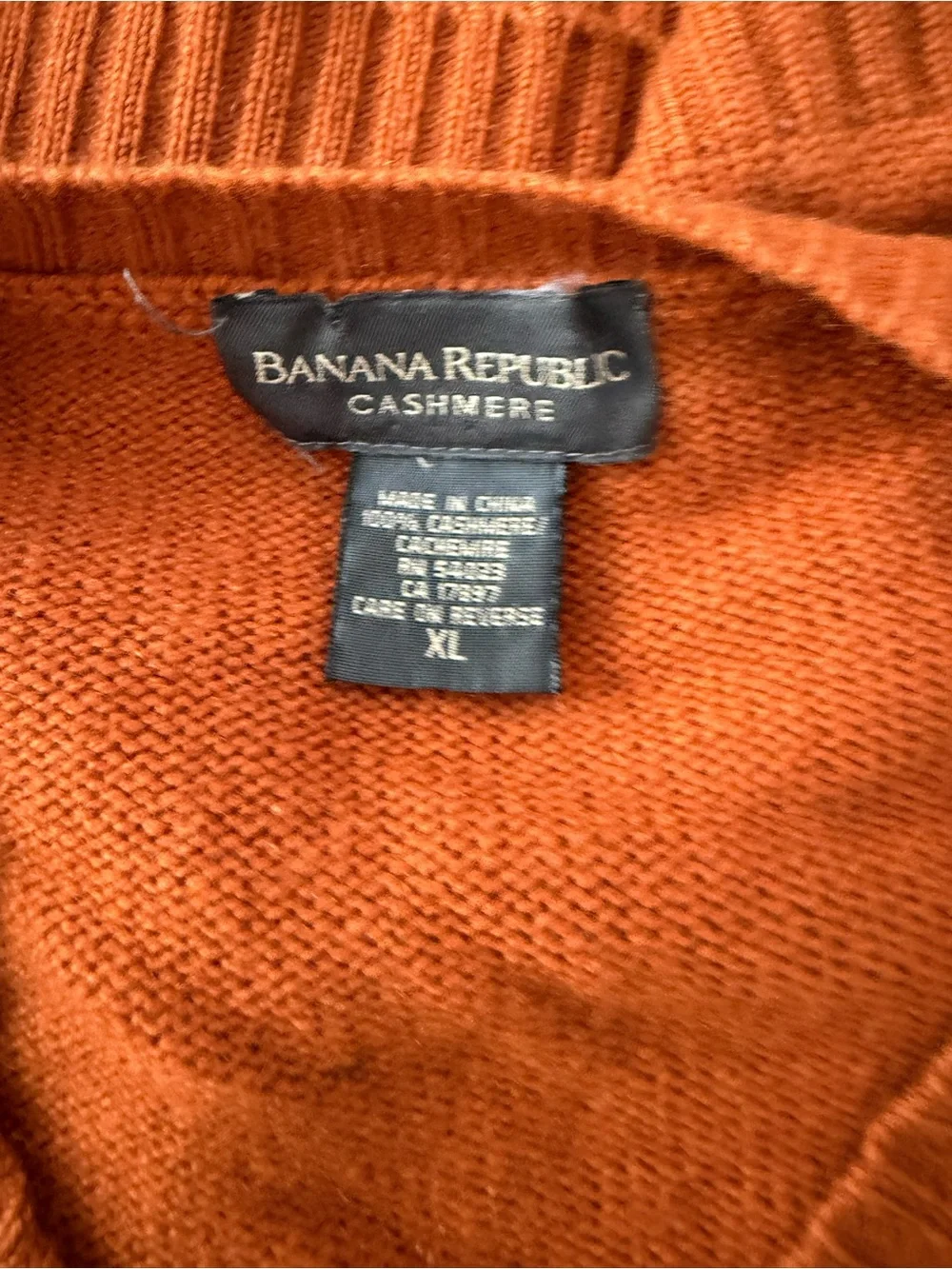 Banana Republic Men's 100% Cashmere Sweater - Rust Orange